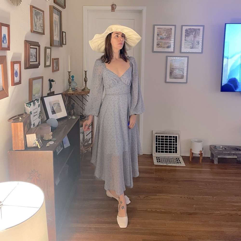 Flowing blue and red floral bishop sleeve dress. Size M